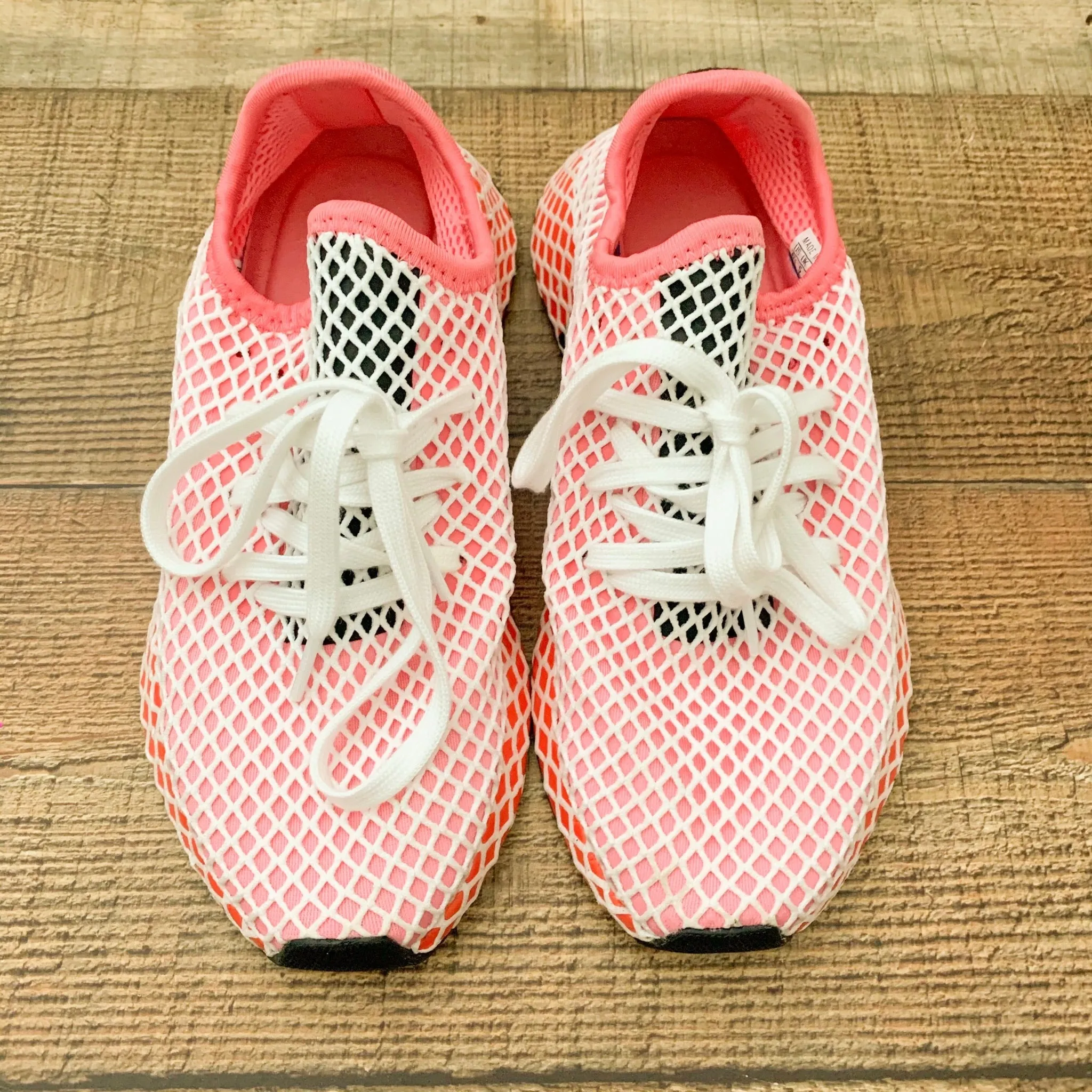 Adidas Chalk Pink Deerupt Netted Sneakers- Size 6.5 Like New