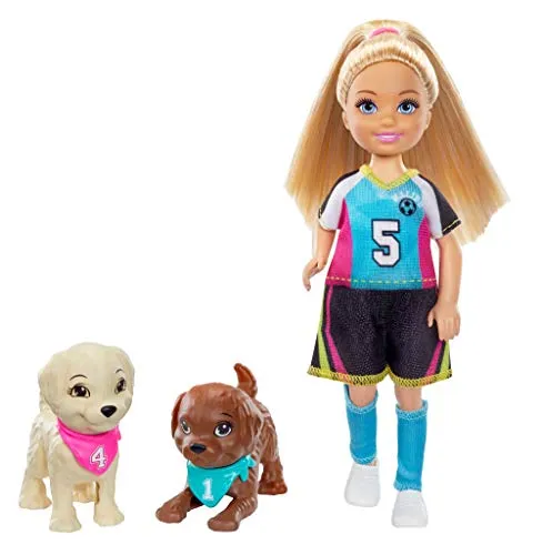 Barbie Dreamhouse Adventures Chelsea Doll, 6-Inch Blonde in Soccer Uniform, with Soccer Playset and Accessories, Gift for 3 to 7 Year Olds