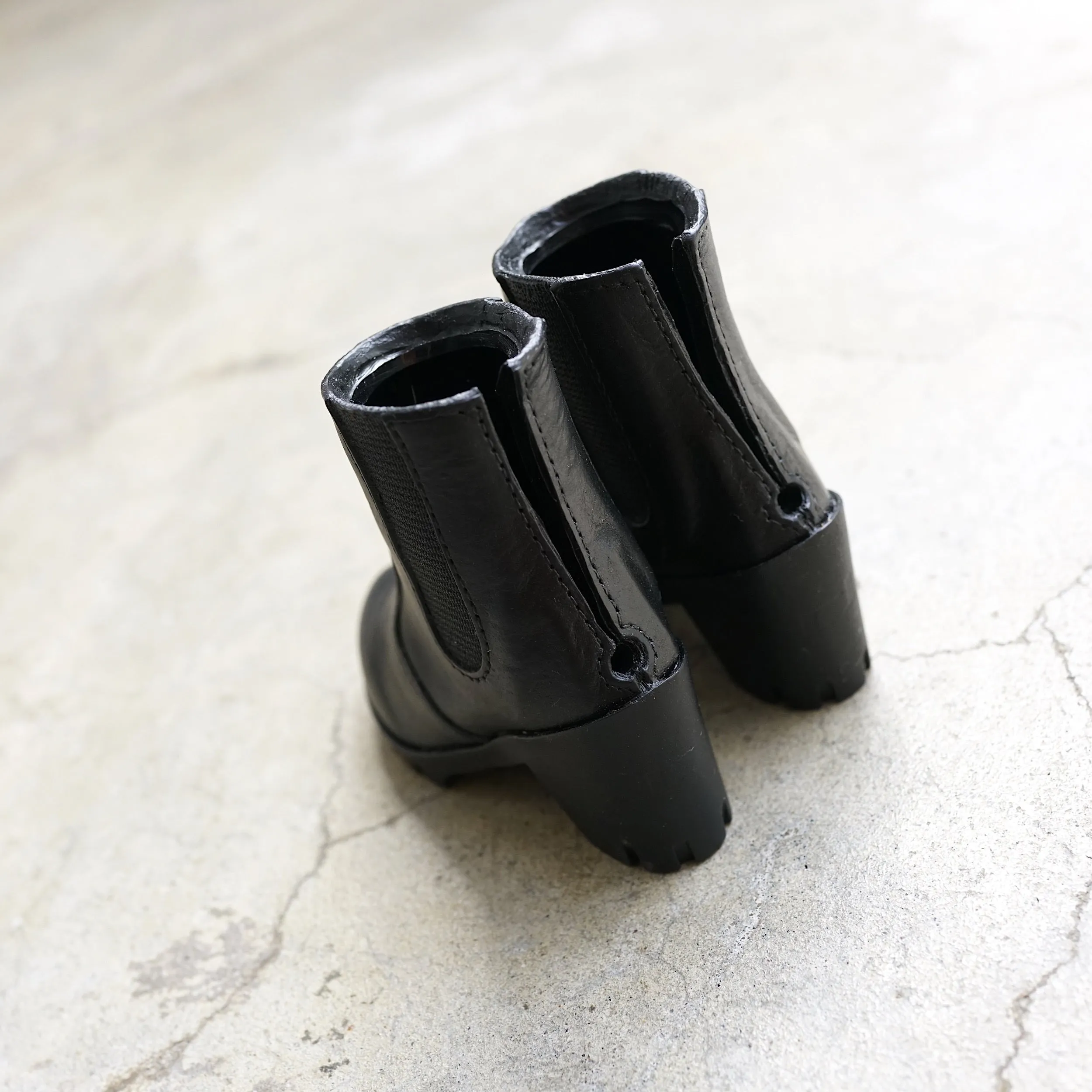 Chelsea Boots (Vinyl Black)