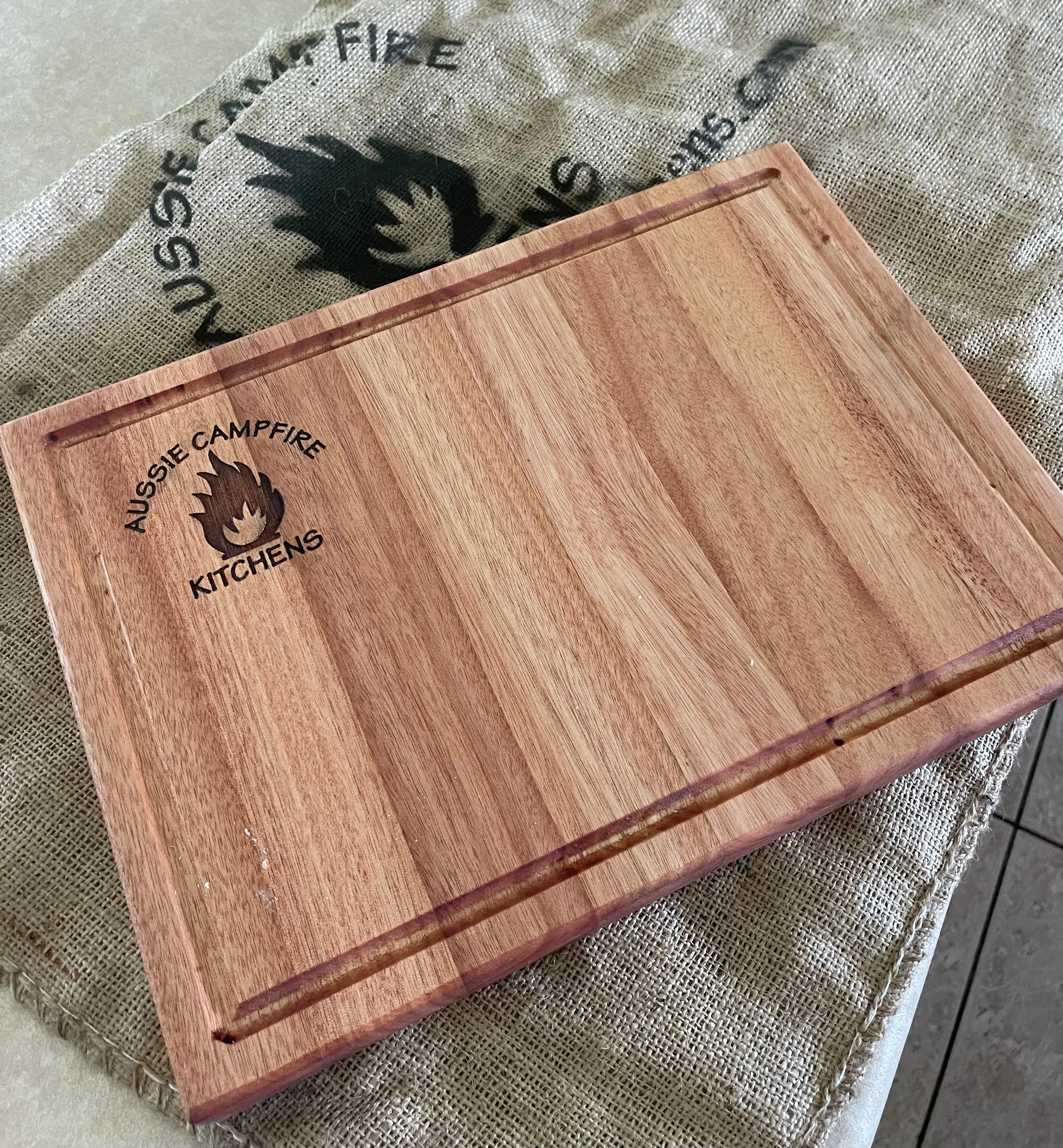 CHOPPING BOARD