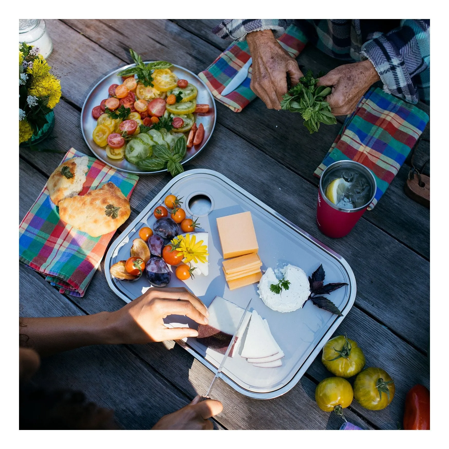 Cut and Serve Platter