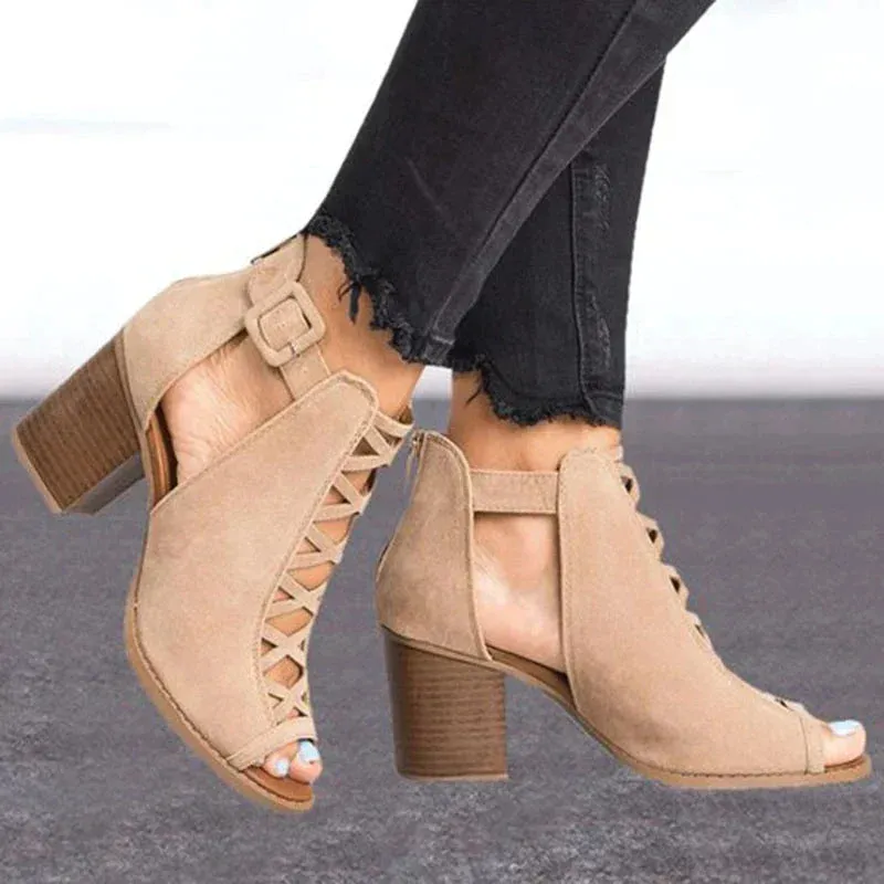 Eulalie - Strappy Sandals with Chunky Heel