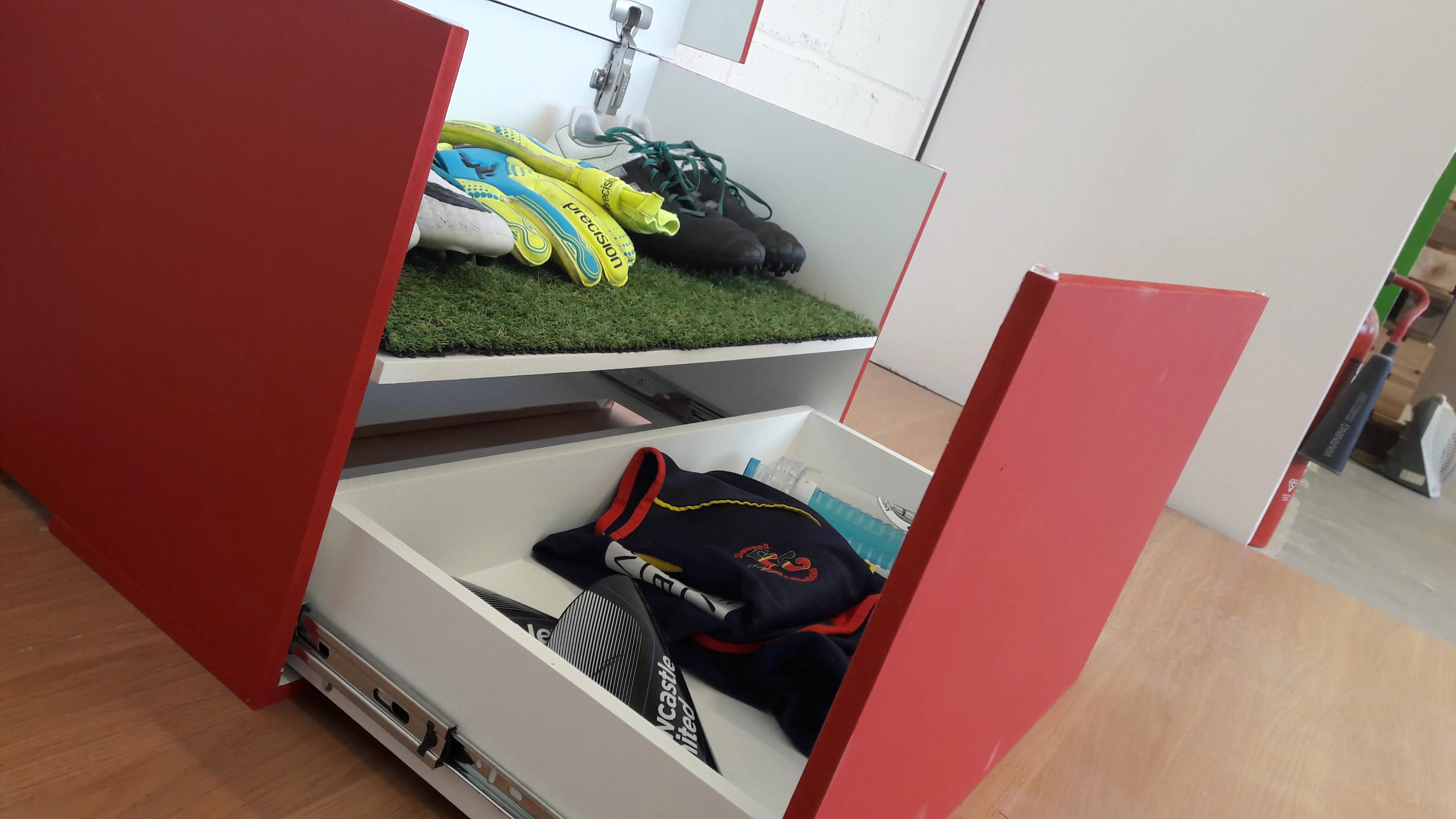 Football Boots Storage Box - Holds 6no pairs of boots/trainers