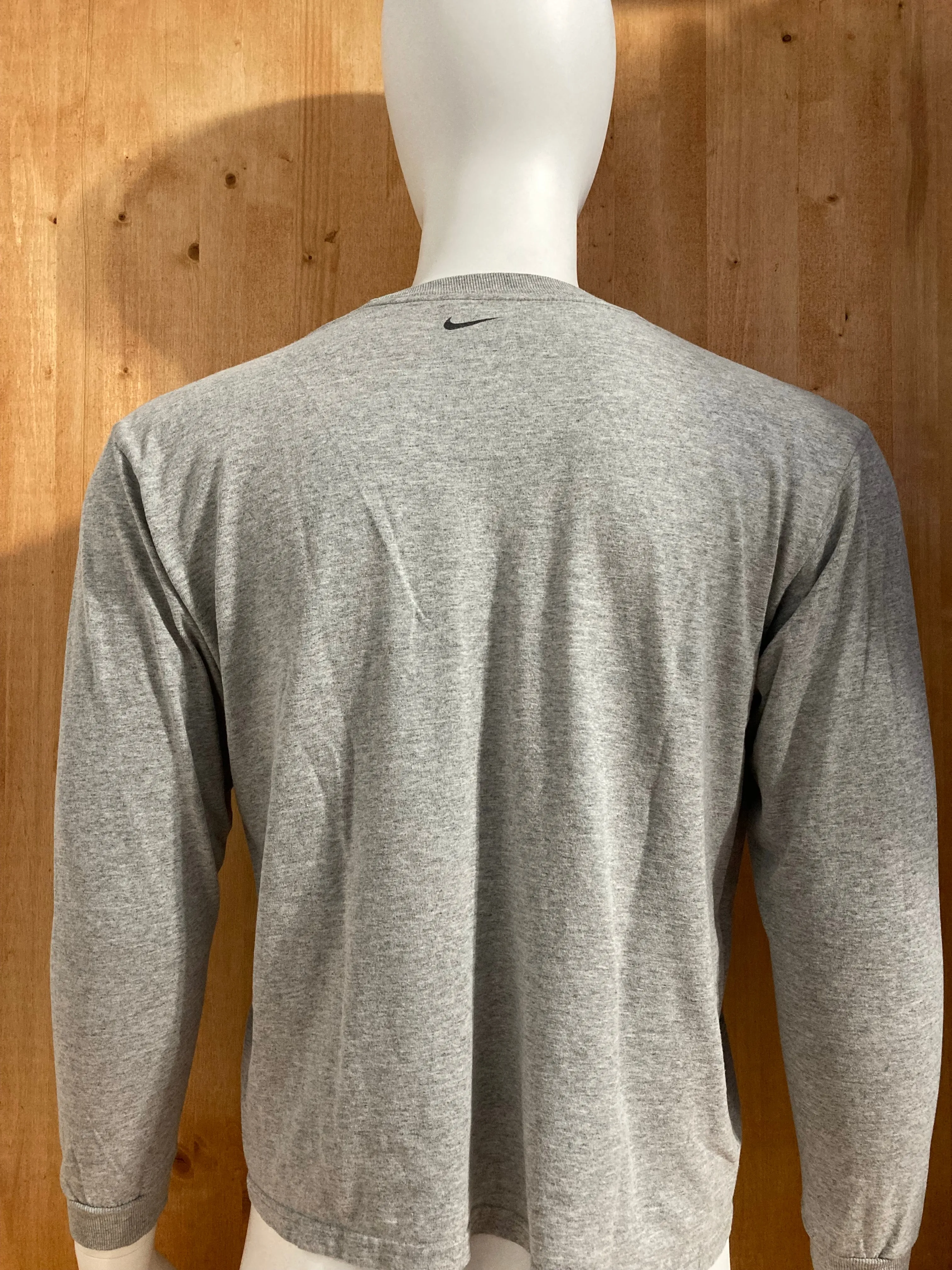 NIKE "REBELS SOCCER" Graphic Print Adult T-Shirt Tee Shirt S SM Small Gray Long Sleeve Shirt