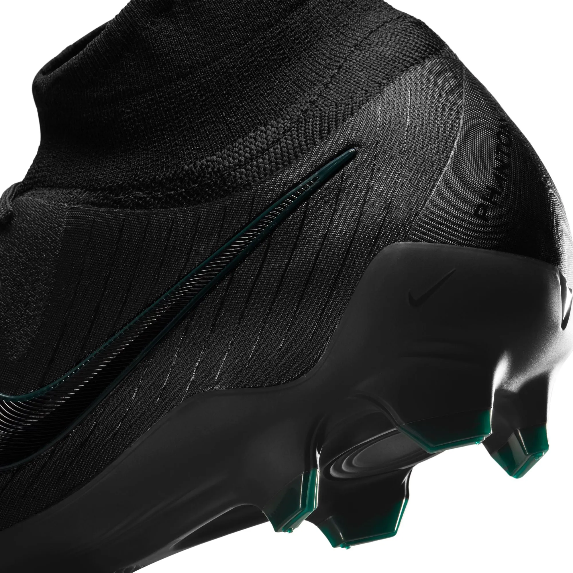 Phantom Luna 2 Pro FG Football Boots