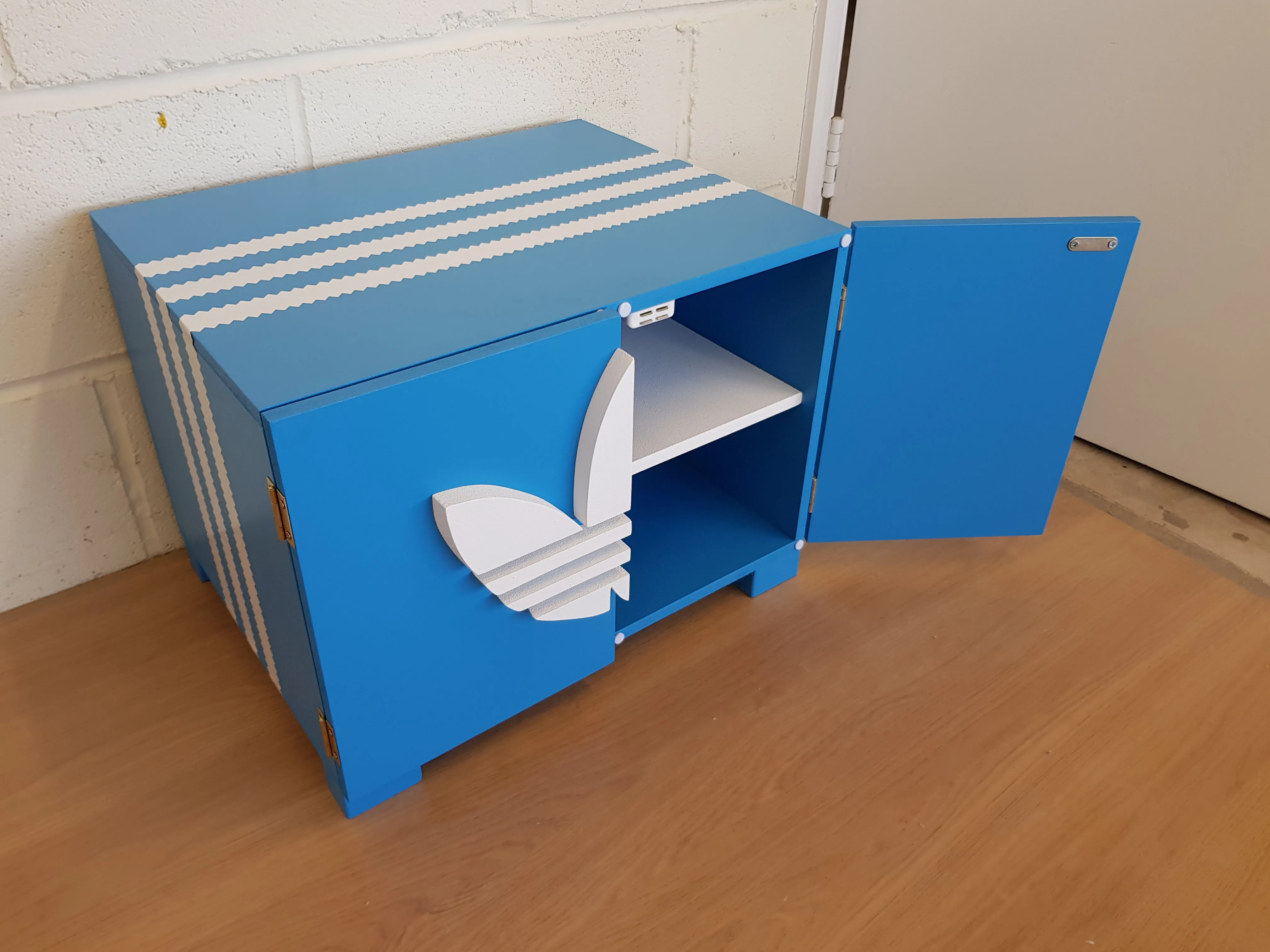 Storage Cabinet - Holds 4no pairs of trainers