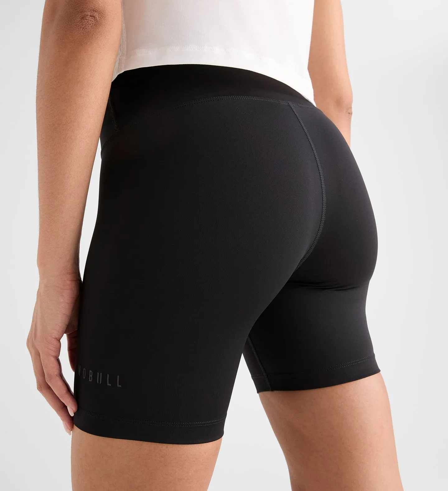 Women's High-Rise Sleek Short 6"